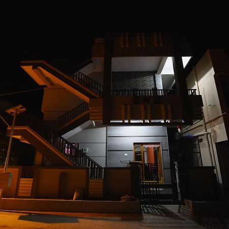 Akash Homestay Hampi Exteriör bild