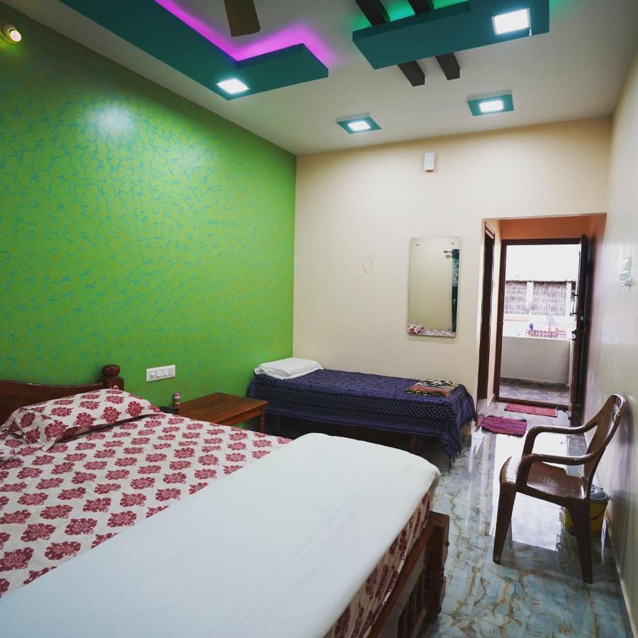 Akash Homestay Hampi Exteriör bild