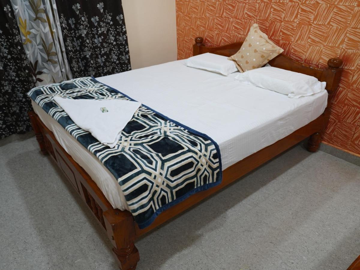 Akash Homestay Hampi Exteriör bild
