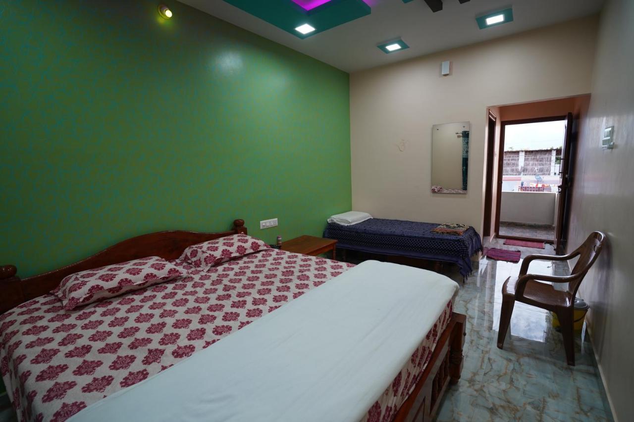 Akash Homestay Hampi Exteriör bild