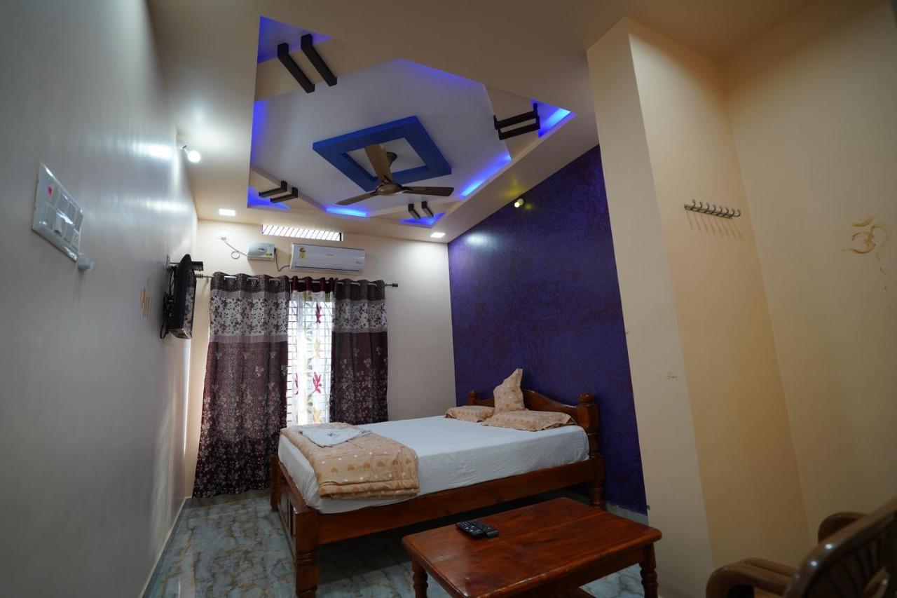 Akash Homestay Hampi Exteriör bild