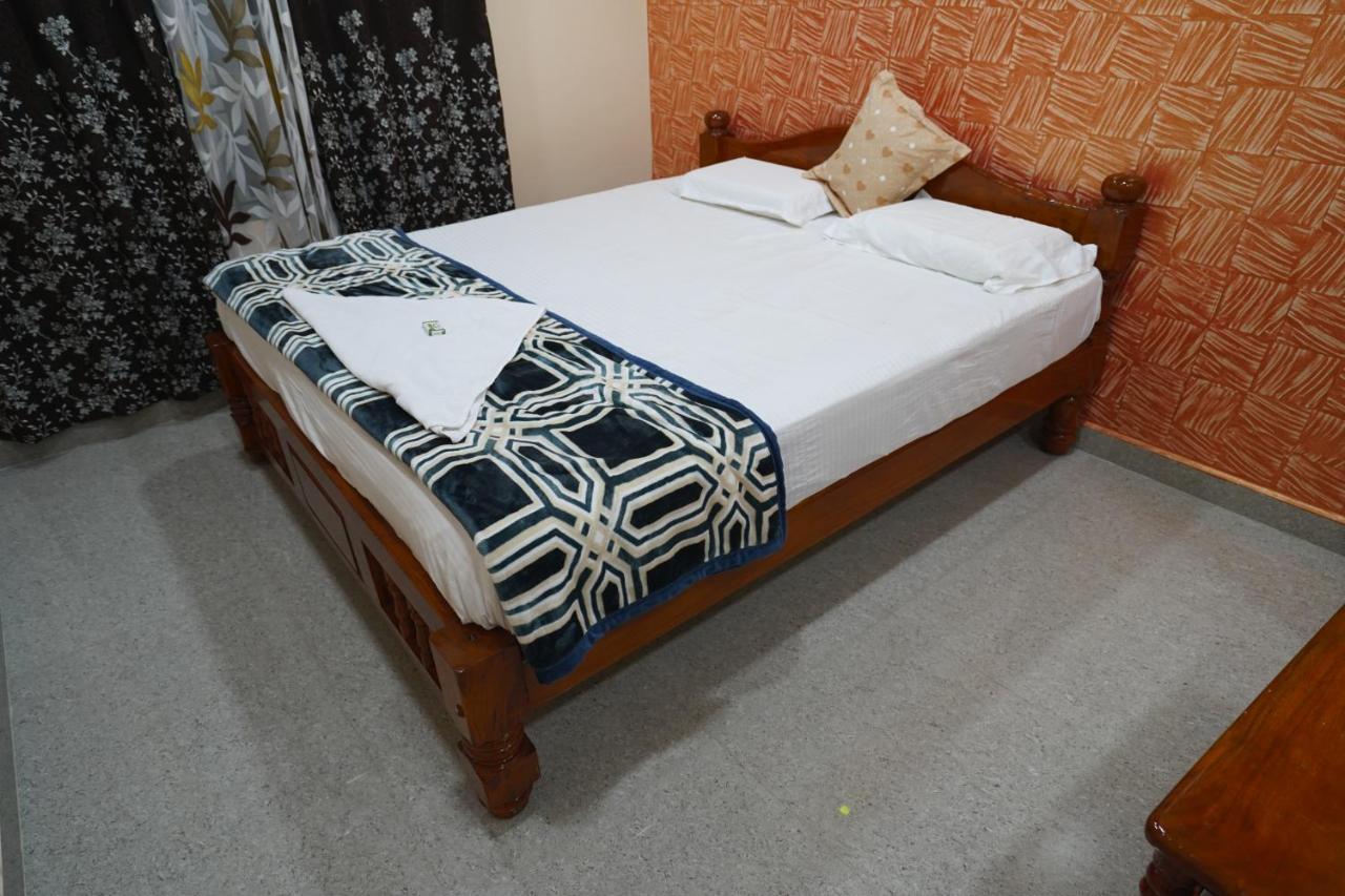 Akash Homestay Hampi Exteriör bild