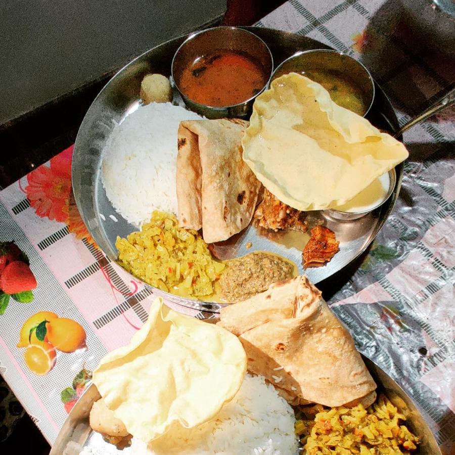 Akash Homestay Hampi Exteriör bild